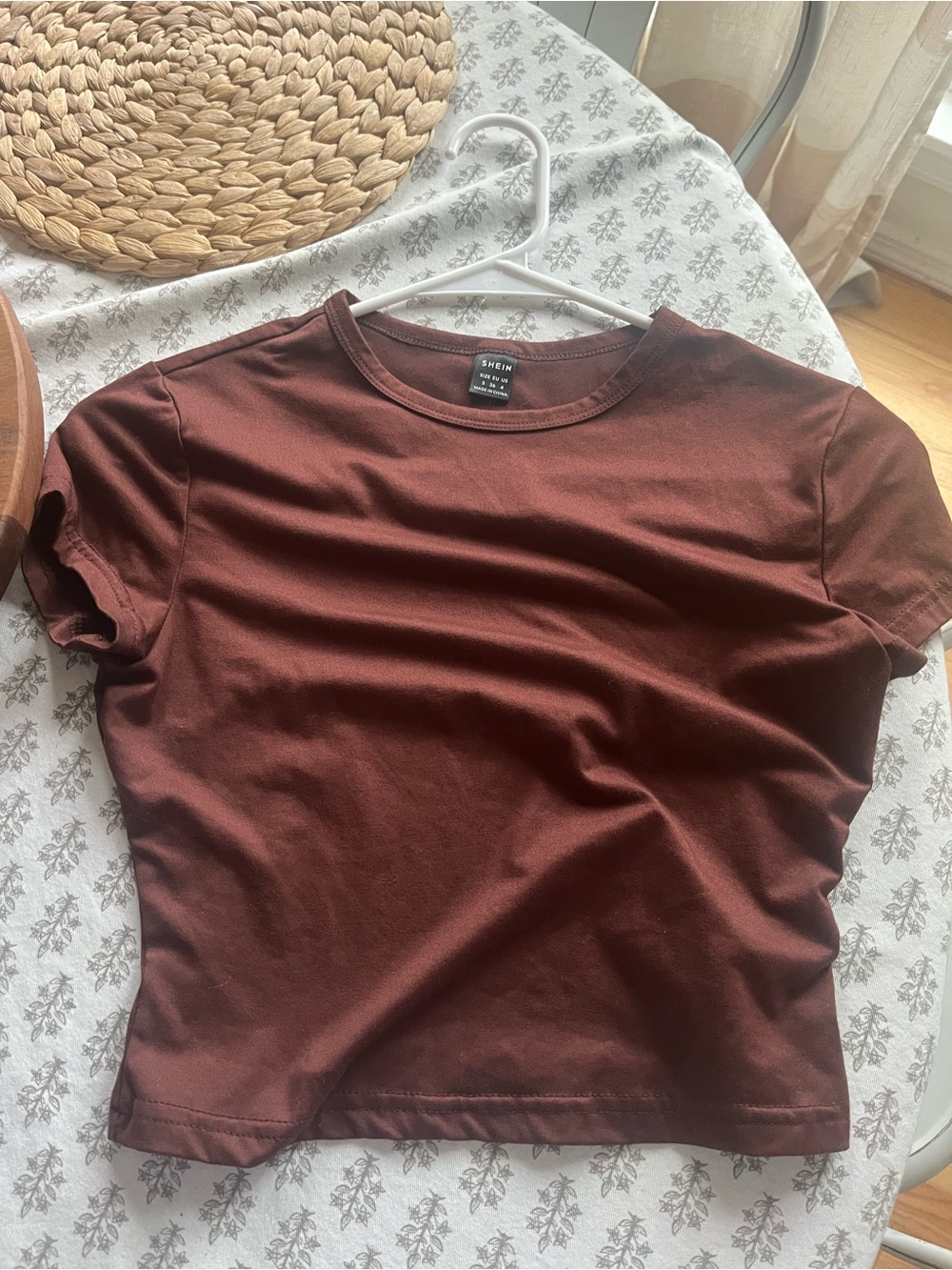 SHEIN Chocolate Brown Short Sleeve Crop Top